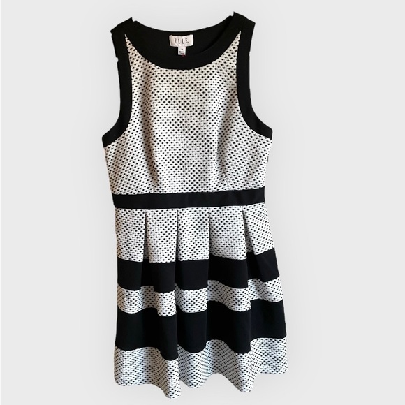 NWT. ELLE™ Striped Jacquard Fit & Flare Dress-Women’s size 10 black & white - Picture 3 of 12